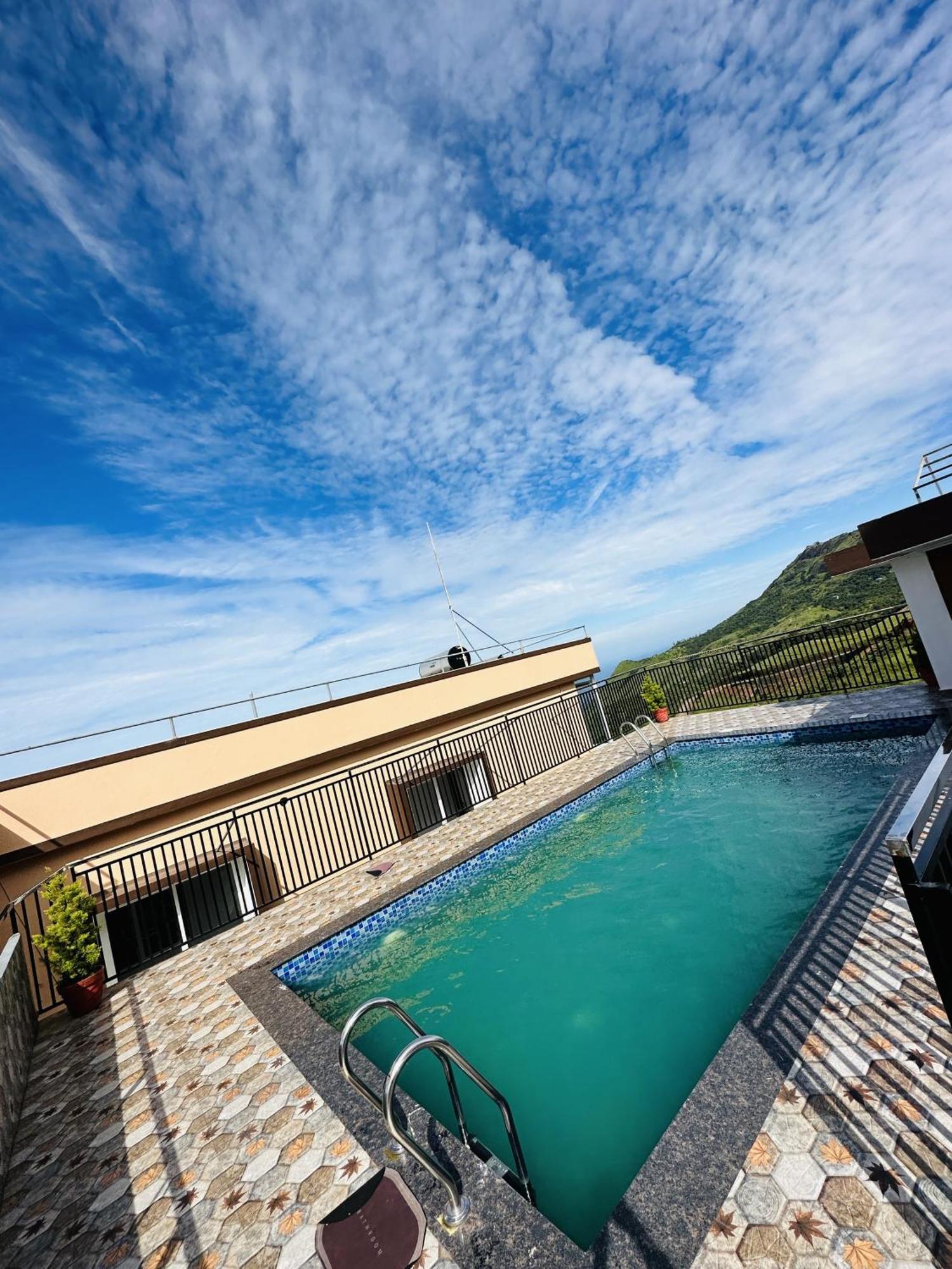 Himasailam Pool Resort Vagamon Luaran gambar
